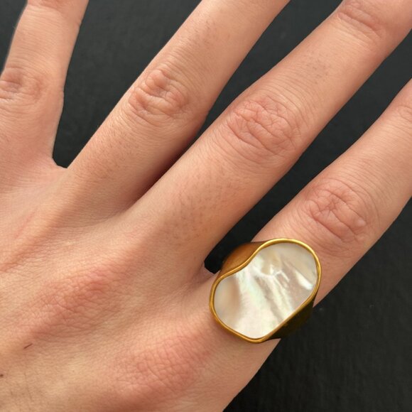18k Gold Plated Gold Mother of Pearl Shell Organic Form Ring - Picture 6 of 6